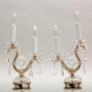 Magnificent crystal table lamps in Maria Theresa style – 2-light bedside lamps from Vienna with crystal glass in imperial Regency style
