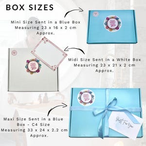 May include: Image showing three gift boxes of varying sizes. The mini size is in a light blue box, approximately 9 x 6.3 x 0.8 inches. The midi size is in a white box, approximately 9 x 8.3 x 0.8 inches. The maxi size is in a light blue box, approximately 13 x 9.4 x 0.9 inches.