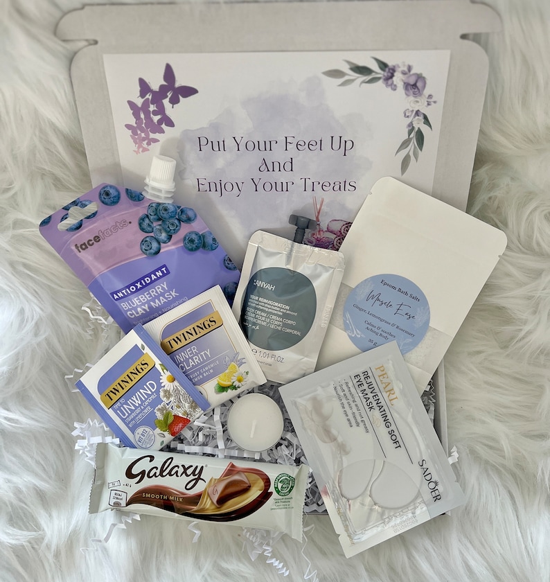 Pamper Gift Box For Her Birthday Relax Pamper Hamper Self Care Package Hug in a Box Pick Me Up Thinking of You Personalised Letterbox Gift PURPLE