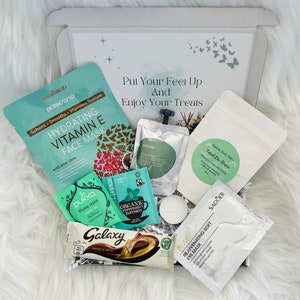 Pamper Gift Box For Her Birthday Relax Pamper Hamper Self Care Package Hug in a Box Pick Me Up Thinking of You Personalised Letterbox Gift GREEN - Vitamin E