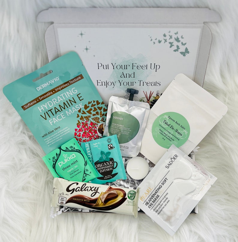 Pamper Gift Box For Her Birthday Relax Pamper Hamper Self Care Package Hug in a Box Pick Me Up Thinking of You Personalised Letterbox Gift GREEN - Vitamin E