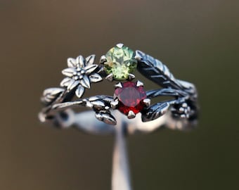 Silver Flower Ring, Garnet & Peridot Ring, 925 Sterling Silver Ring, Handmade Branches Ring, Nature Inspired Ring, Dainty Ring Birthday Gift