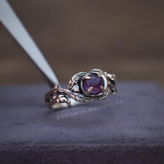 Sterling Silver Horned Moon Ring With Amethyst - Celtic Knotwork Design (Sizes 5-12)