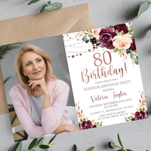 Bearbeitbare Einladung zum 80. Geburtstag für Frauen, Überraschungs-Geburtstagsparty-Einladung mit Foto, jedes Alter, Roségold, Blumenmuster, digitaler Download a19