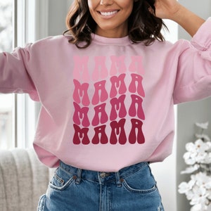 Retro Mama Crewneck, Minimal Mama Sweatshirt, Mama Pullover, Mama Crewneck, Gift for a Mom, Gift for Mother&#39;s Day