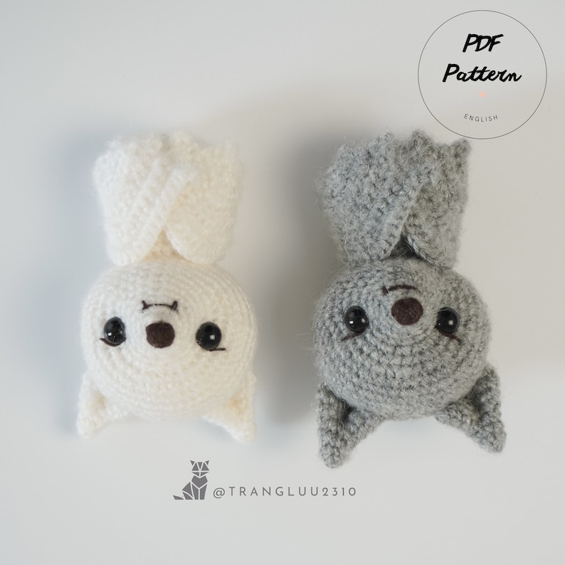 Petite chauve-souris au crochet Petite chauve-souris Amigurumi Motif Halloween Modèle FRANÇAIS dans un fichier PDF image 1