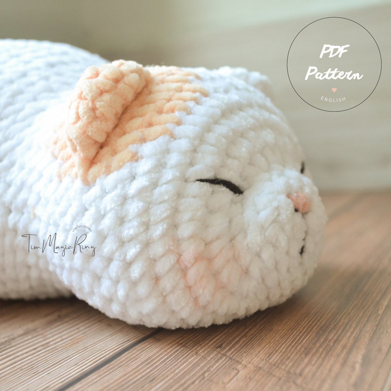 Häkelanleitung für eine Katze: Marshmallow Kittie Amigurumi-Katzenmuster Sofort-Download-Muster Englisches PDF-Muster Bild 1