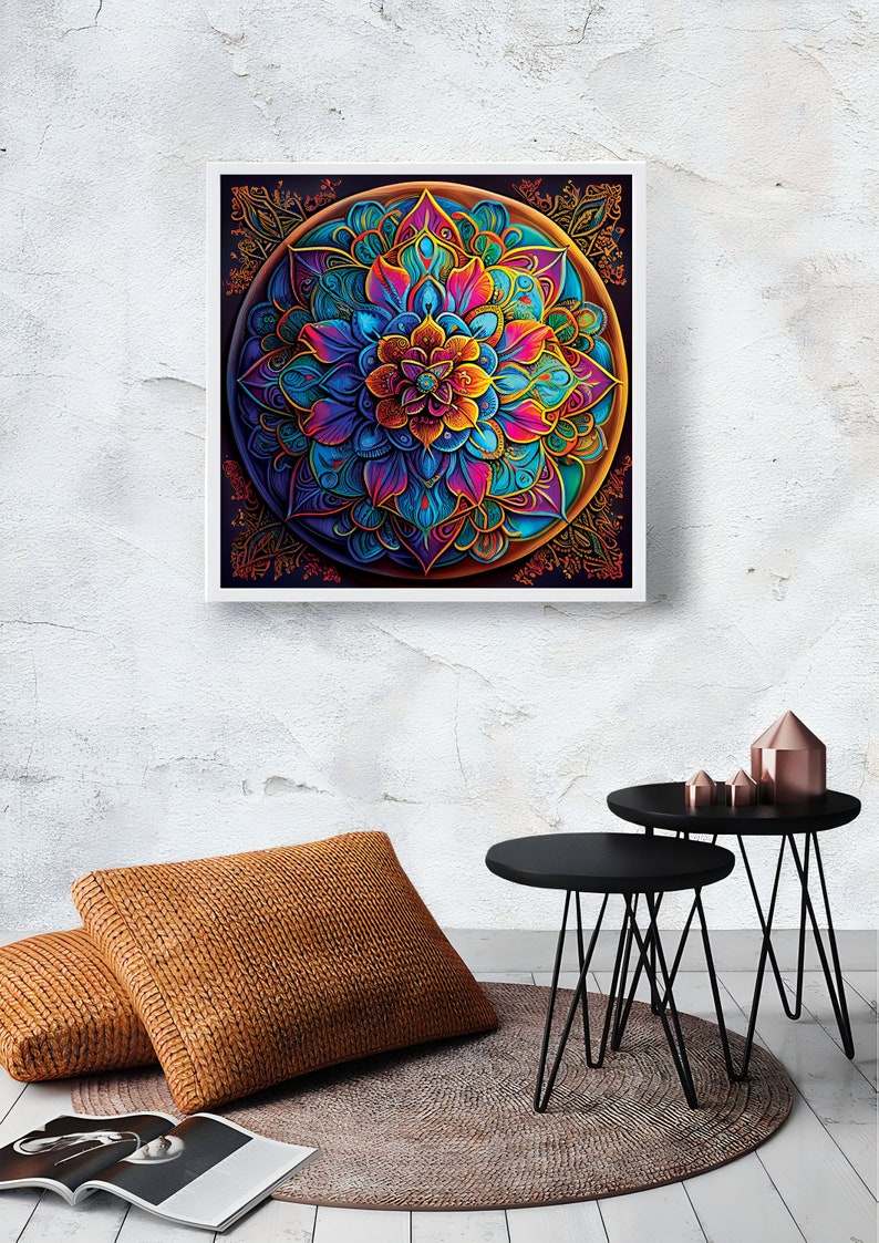 K&ouml;nnte beinhalten: Ein farbenfrohes Mandala mit filigranen Details in Blaut&ouml;nen, Lila, Orange und Gelb. Das Mandala ist von einem dunklen Hintergrund und einem wei&szlig;en Rahmen umgeben.