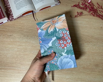 Couvre-livre/Protège-livre - Taille adaptable - FLEURS ROMANTIQUES