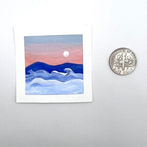 Original Mini Gemälde, Berg Sonnenuntergang Nebel, Wolken, Acryl Landschaft, Mini Small Tiny Art Bild 2