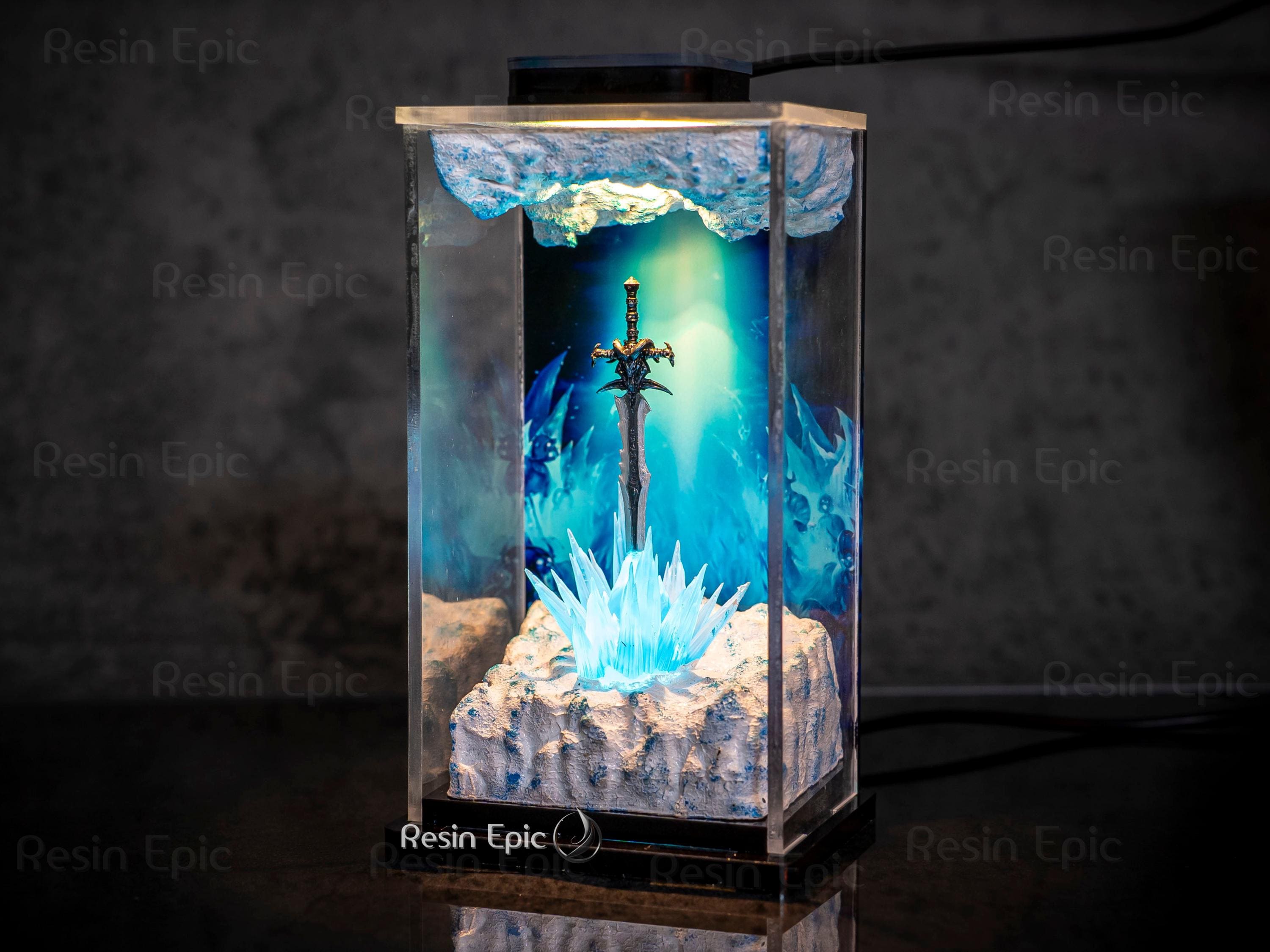 FR0STMOURNE SW0RD lamp, World of Warcraft night light,