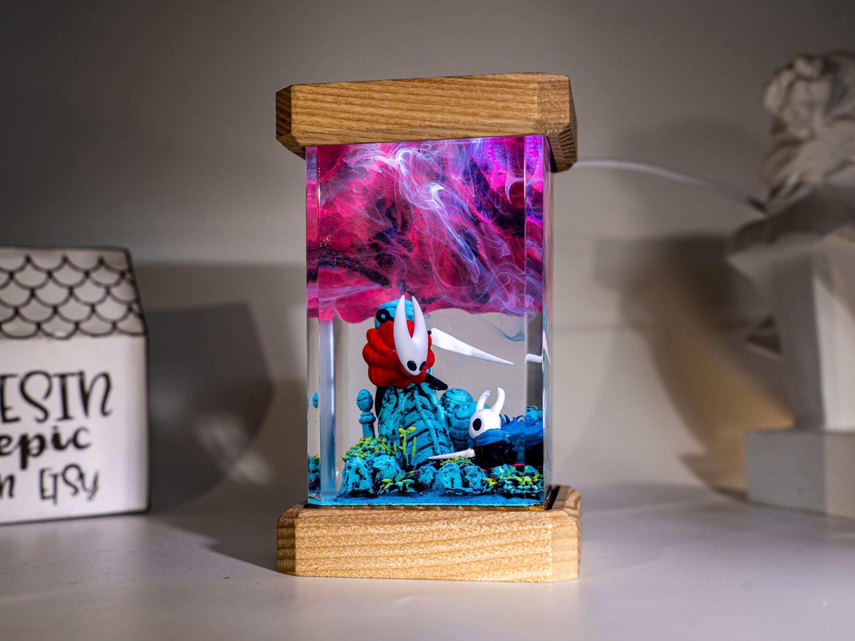 Knight and Hornet Hollow Knight Epoxy Lamp, Silksong Game Collectible, Custom Night Light, mother's day gifts