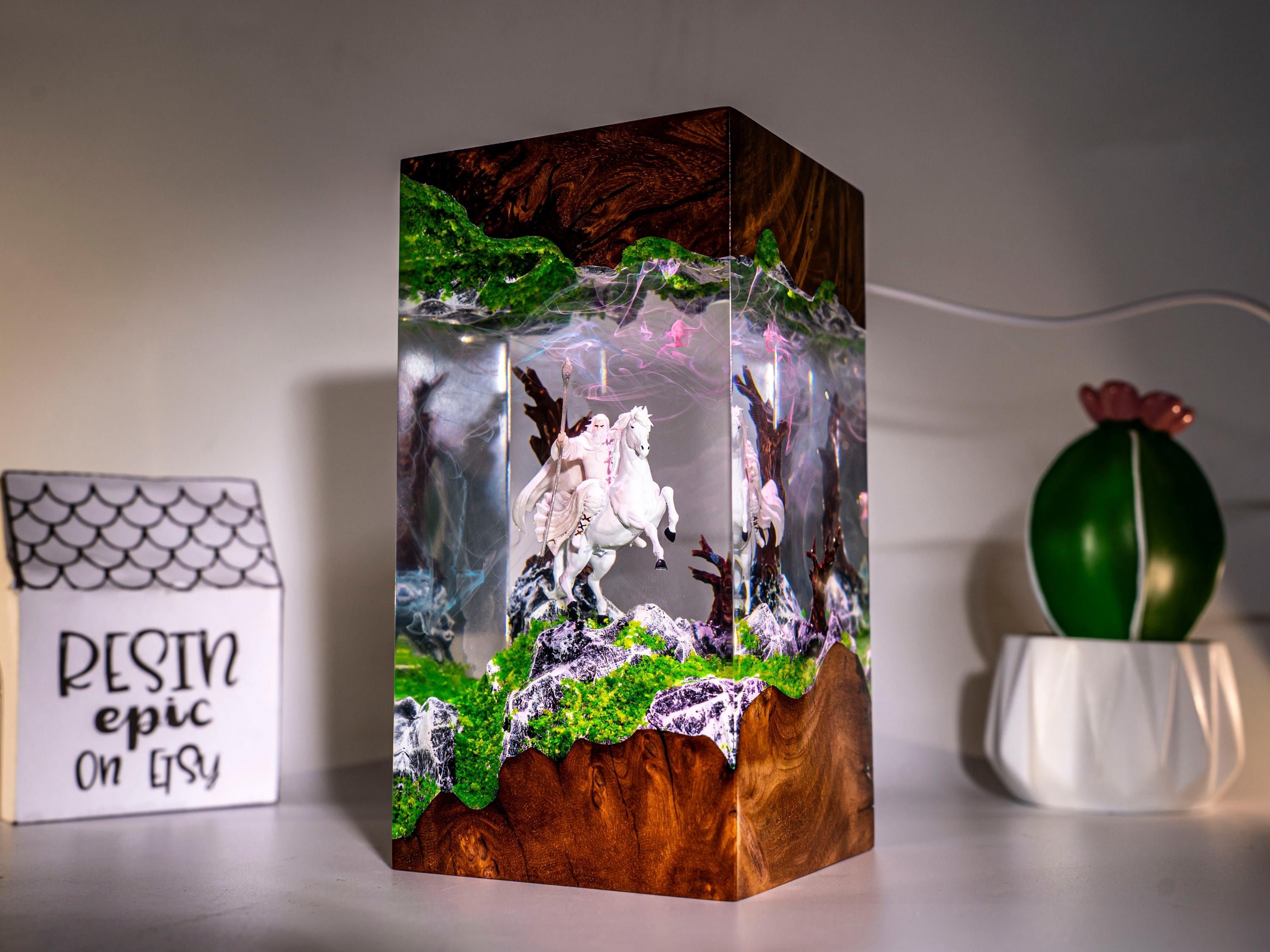 Handmade White Wizard Resin Lamp – lord of the rings resin lamp, gift for him
