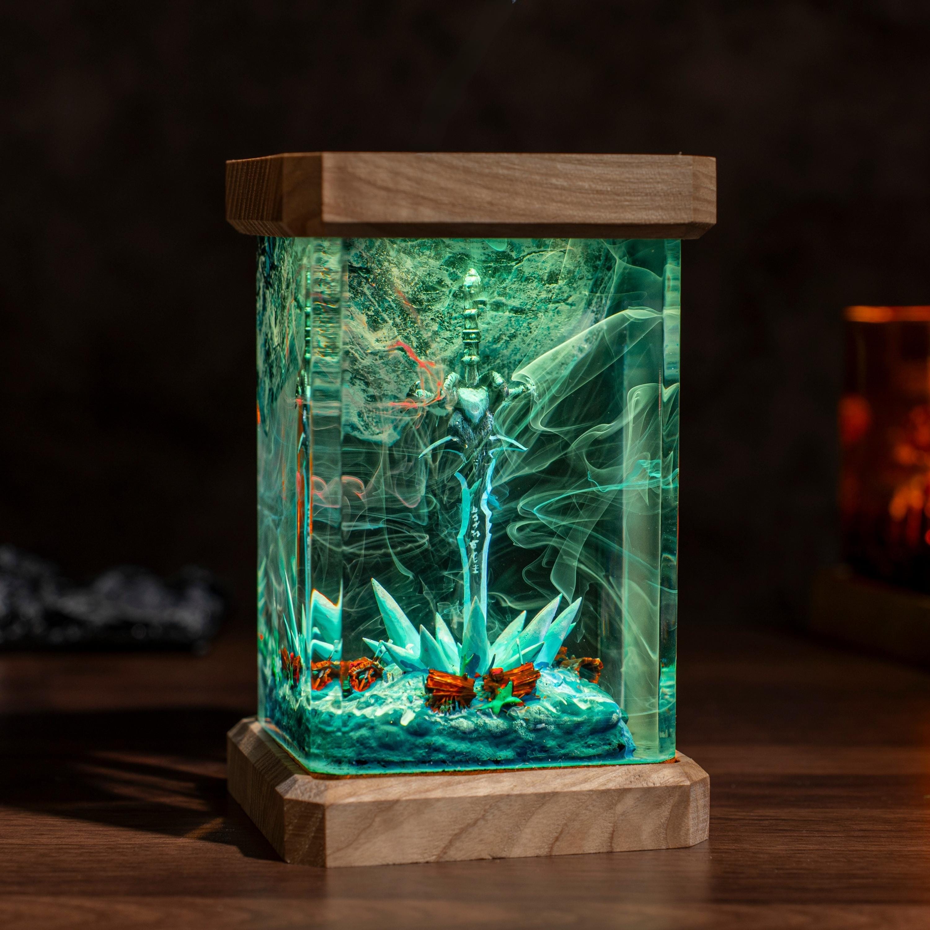 FR0STMOURNE SW0RD resin night light- World of Warcraft  resin lamp, Lich King Arthas, Warcraft Epic Night Light