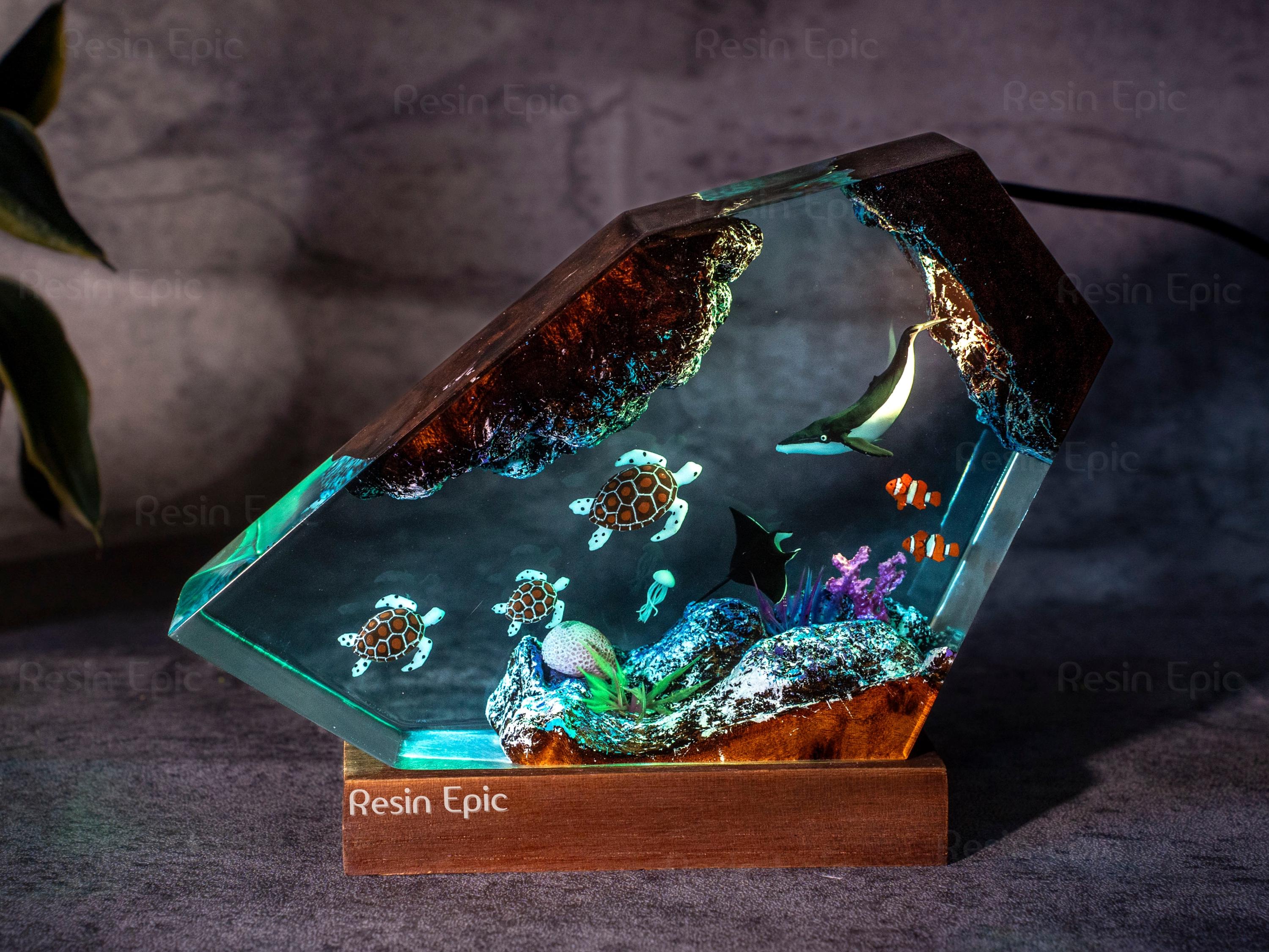 Humpback Whale Resin Ocean Lamp with Sea Turtles – Handmade Night Light with Coral Reef,  Manta Rays – Coastal Decor Gift for Ocean Lovers