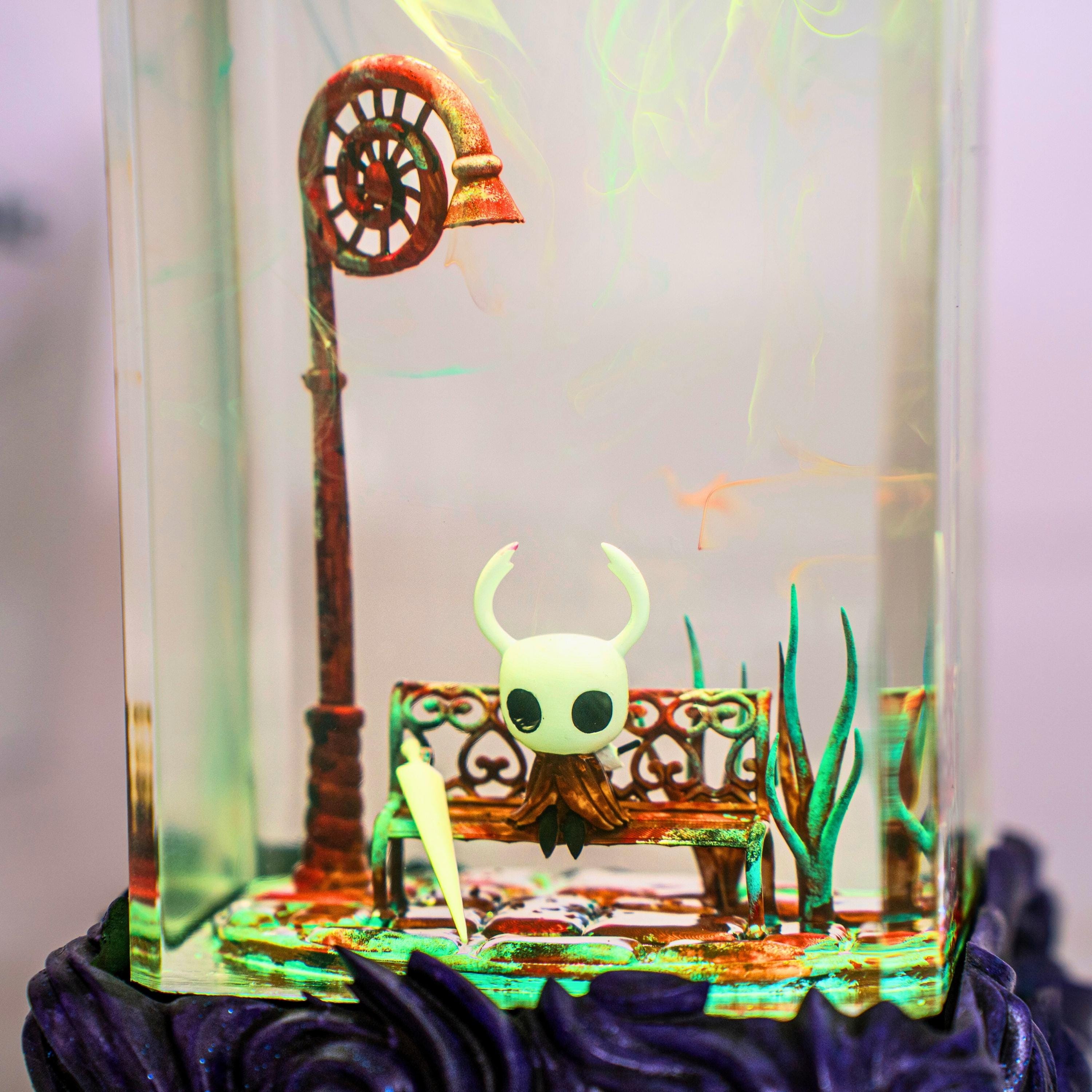 Knight and Hornet Hollow Knight Epoxy Lamp, Silksong Game Collectible, Custom Night Light, mother's day gifts