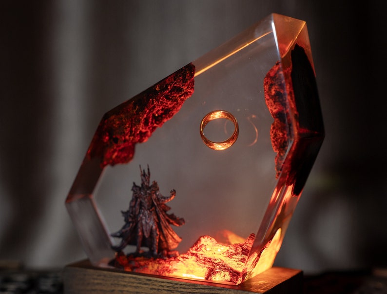 Ring Of The da.rk lo.rd Resin Desk Lamp Sau.ron resin night light, Volcano Lava Decor for Living Space, Unique Gift for men, birthday gifts image 4