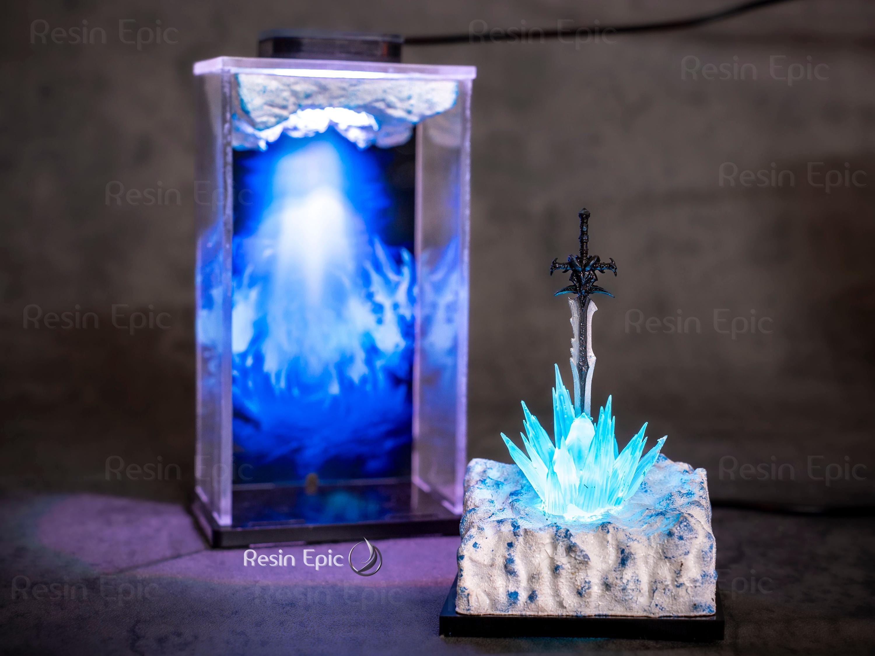 FR0STMOURNE SW0RD night light - FIREL!NK GREATSW0RD lamp - Lich King Sword Display Resin Decor