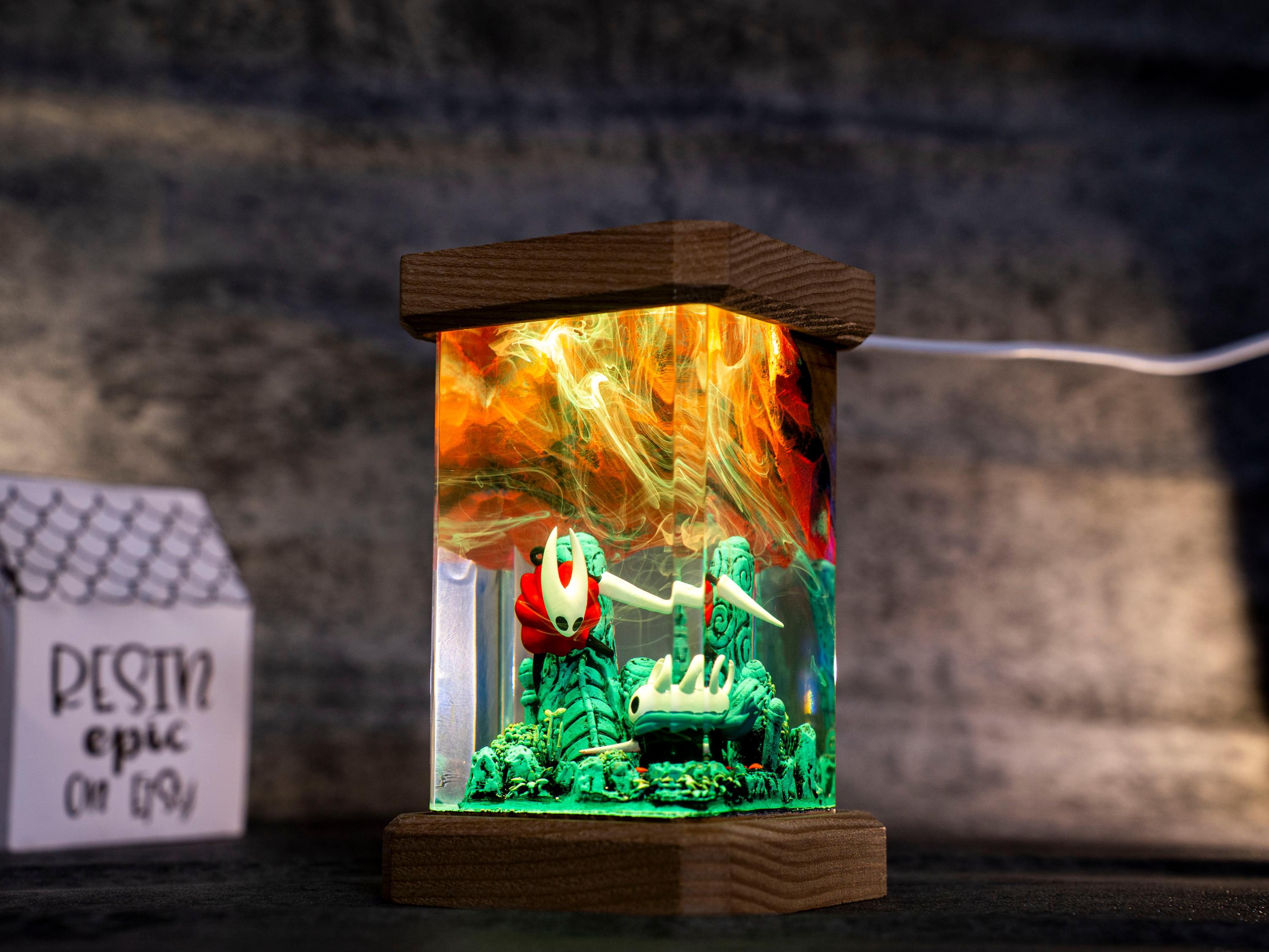 Knight and Hornet Hollow Knight Epoxy Lamp, Silksong Game Collectible, Custom Night Light, mother's day gifts