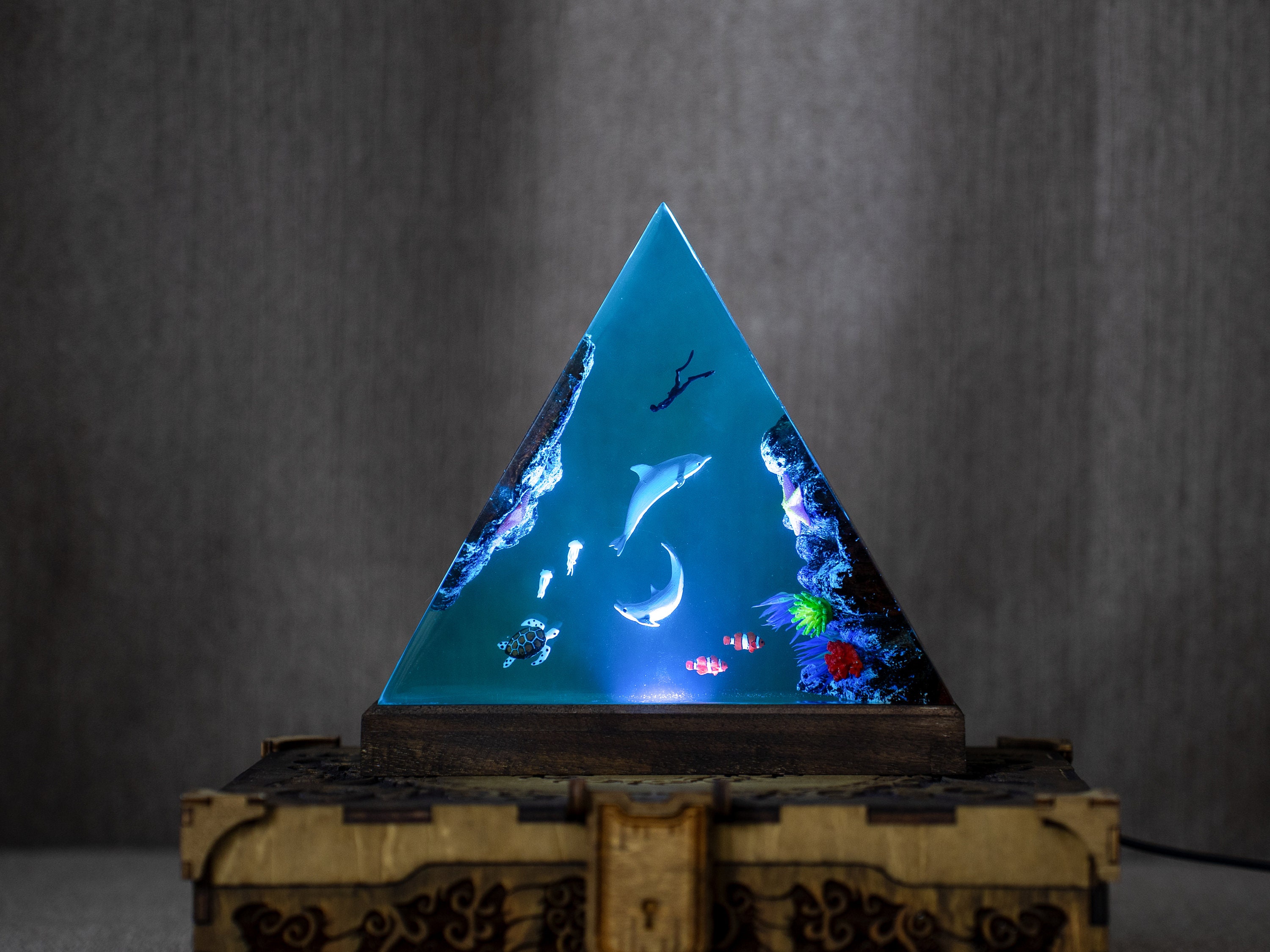 Dolphins Resin Night Light- Sea Creatures, Unique Gift for Ocean Lovers, Handmade Ocean Decor