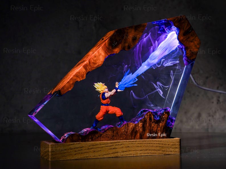 Son goku Super Saiyan Resin Lamp