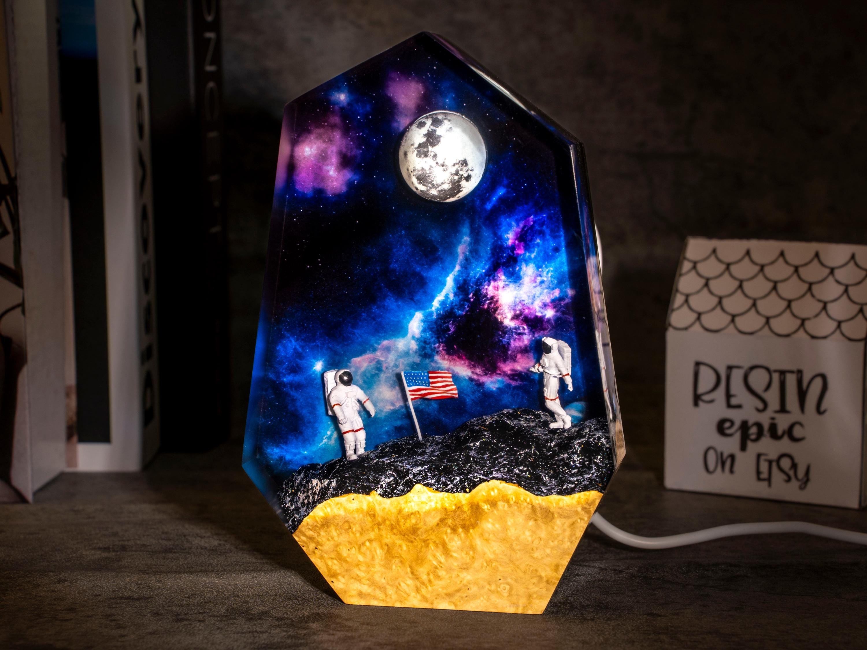 Astronaut Galaxy Epoxy Resin night light, Handmade Room decor Epoxy Lamp, Resin Night light gift, Space Decor, valentine gift