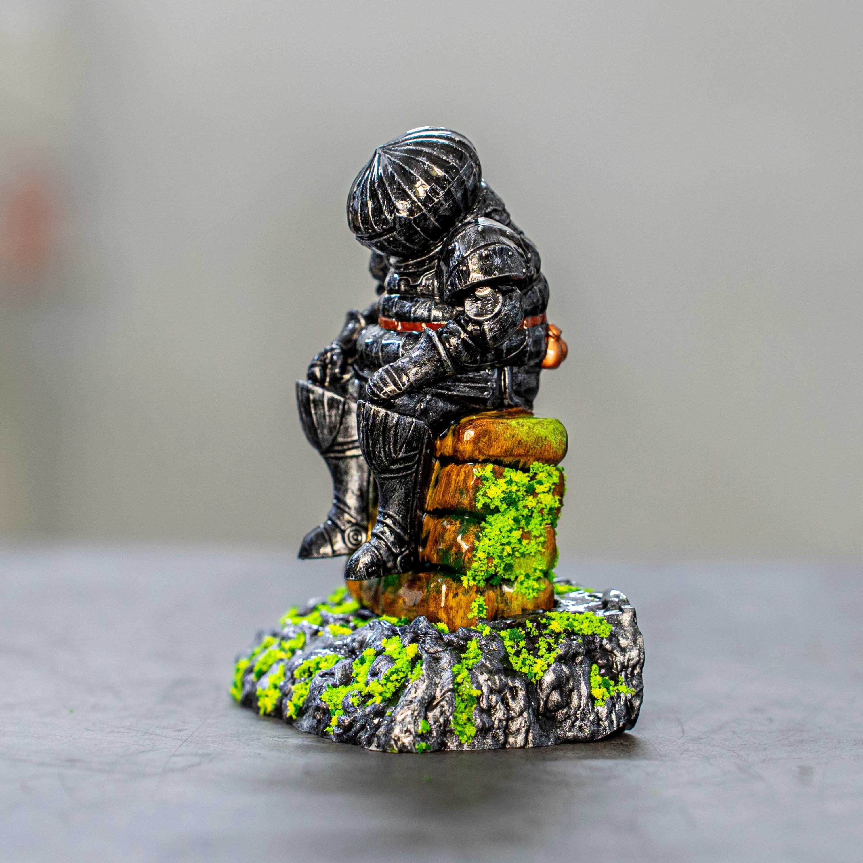 Dark Souls figure, Onion knight Statue, Siegmeyer of Catarina figure