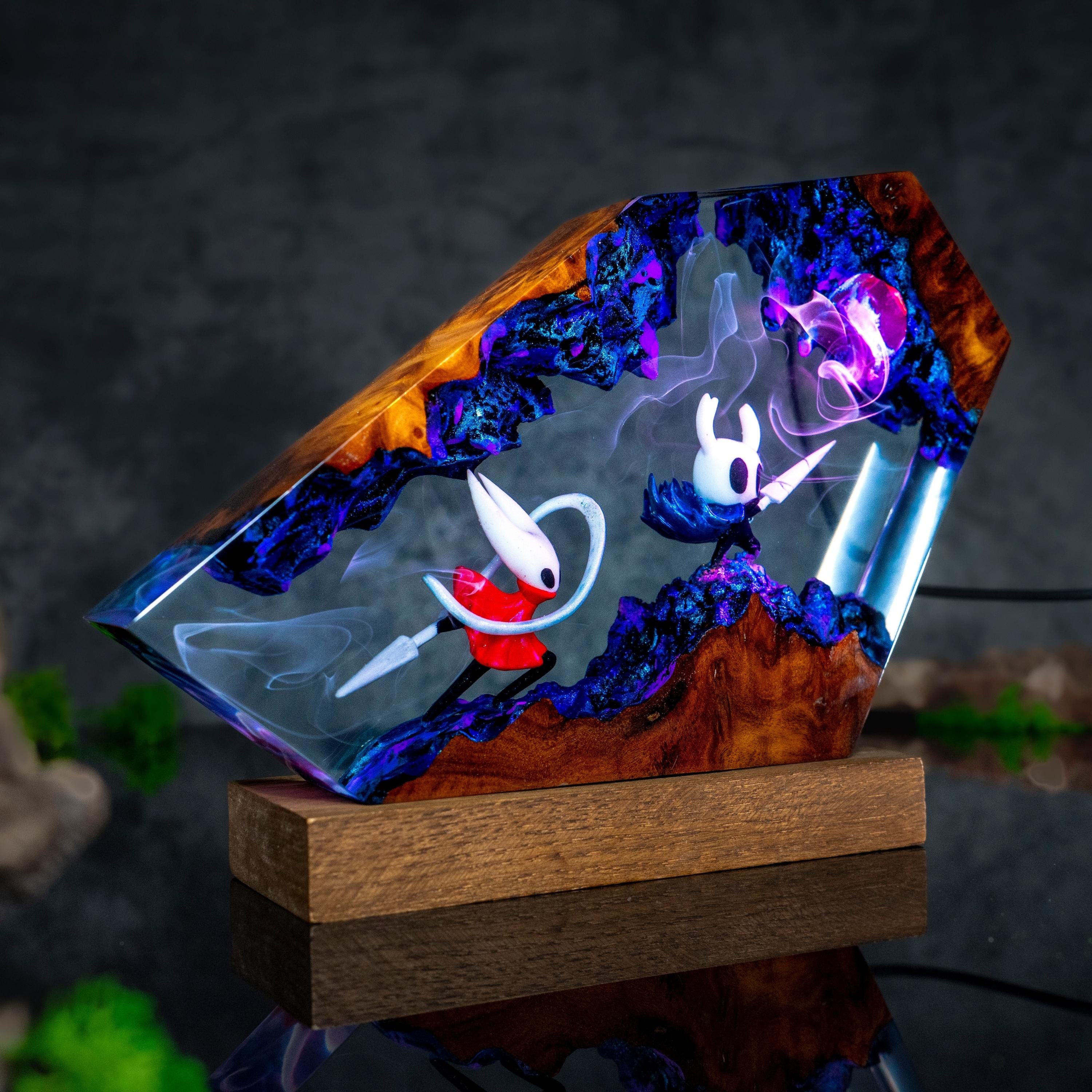 Knight and Hornet Hollow Knight Epoxy Lamp, Silksong Game Collectible, Custom Night Light, mother's day gifts