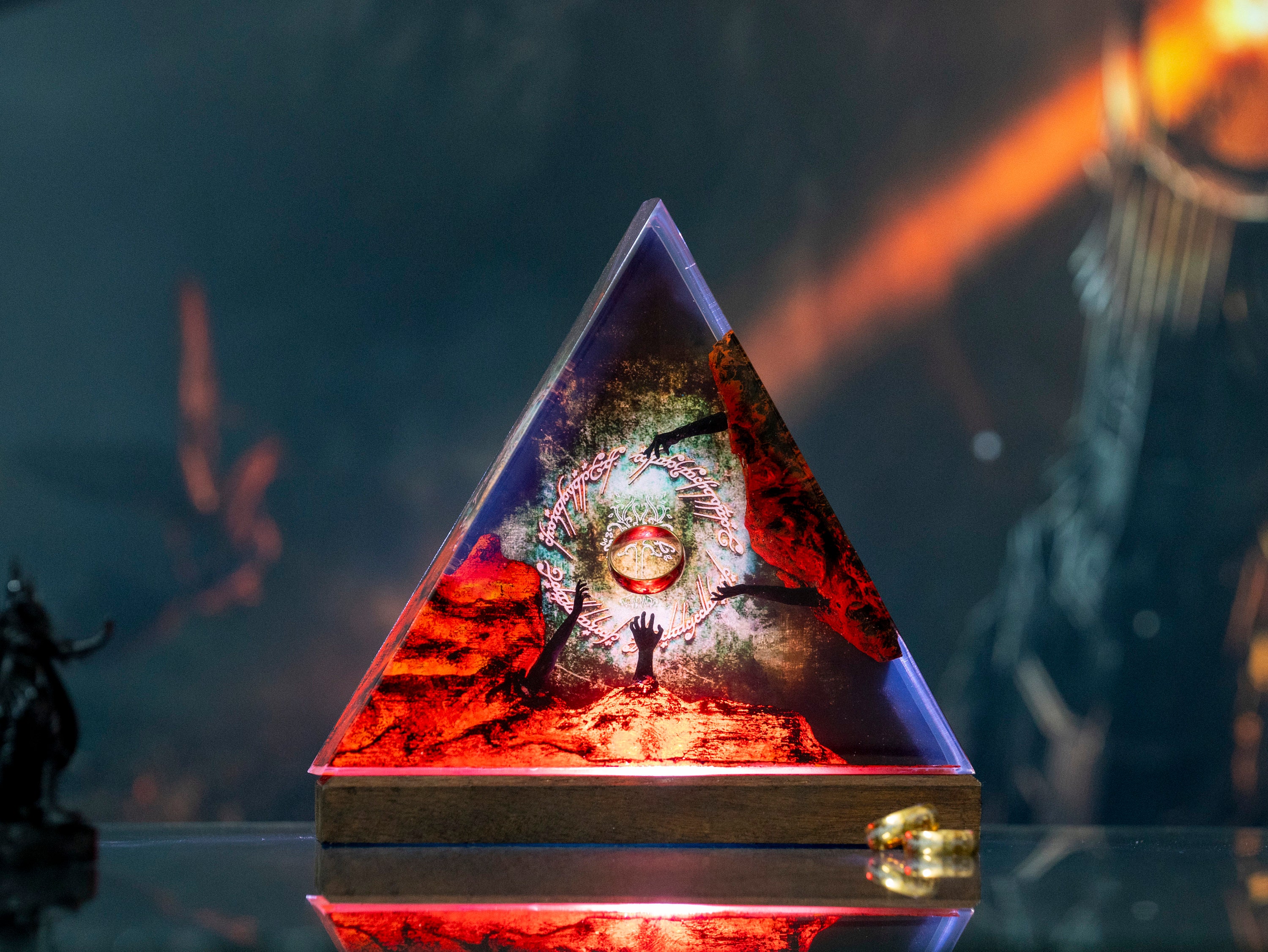 il_fullxfull.6053437939_j6rn Custom rings of the dark lord resin art, Volcano Lava Decor for Living Space, valentine gift for him, sauron resin lamp