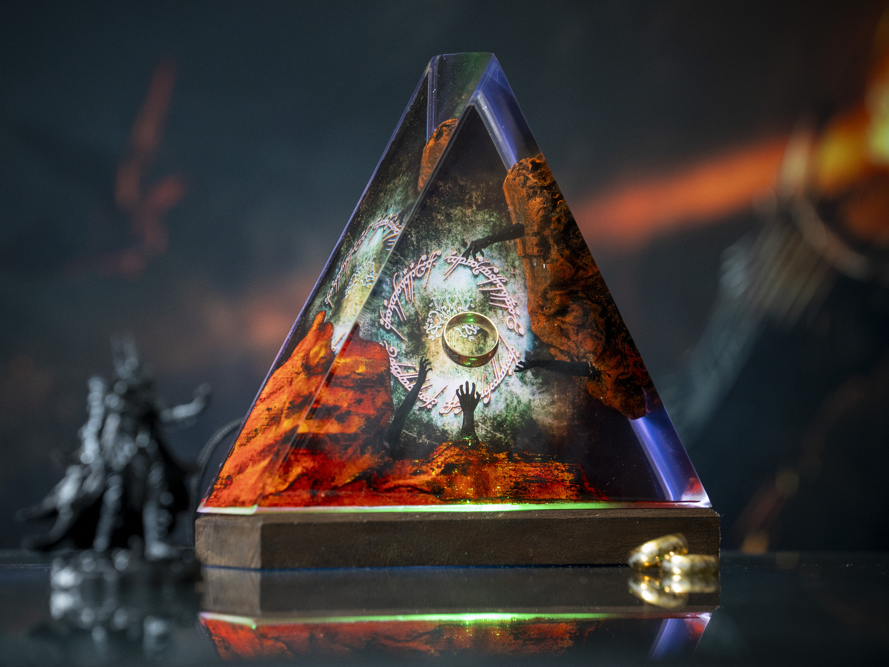 Custom rings of the dark lord resin art, Volcano Lava Decor for Living Space,  valentine gift for him, sauron resin lamp