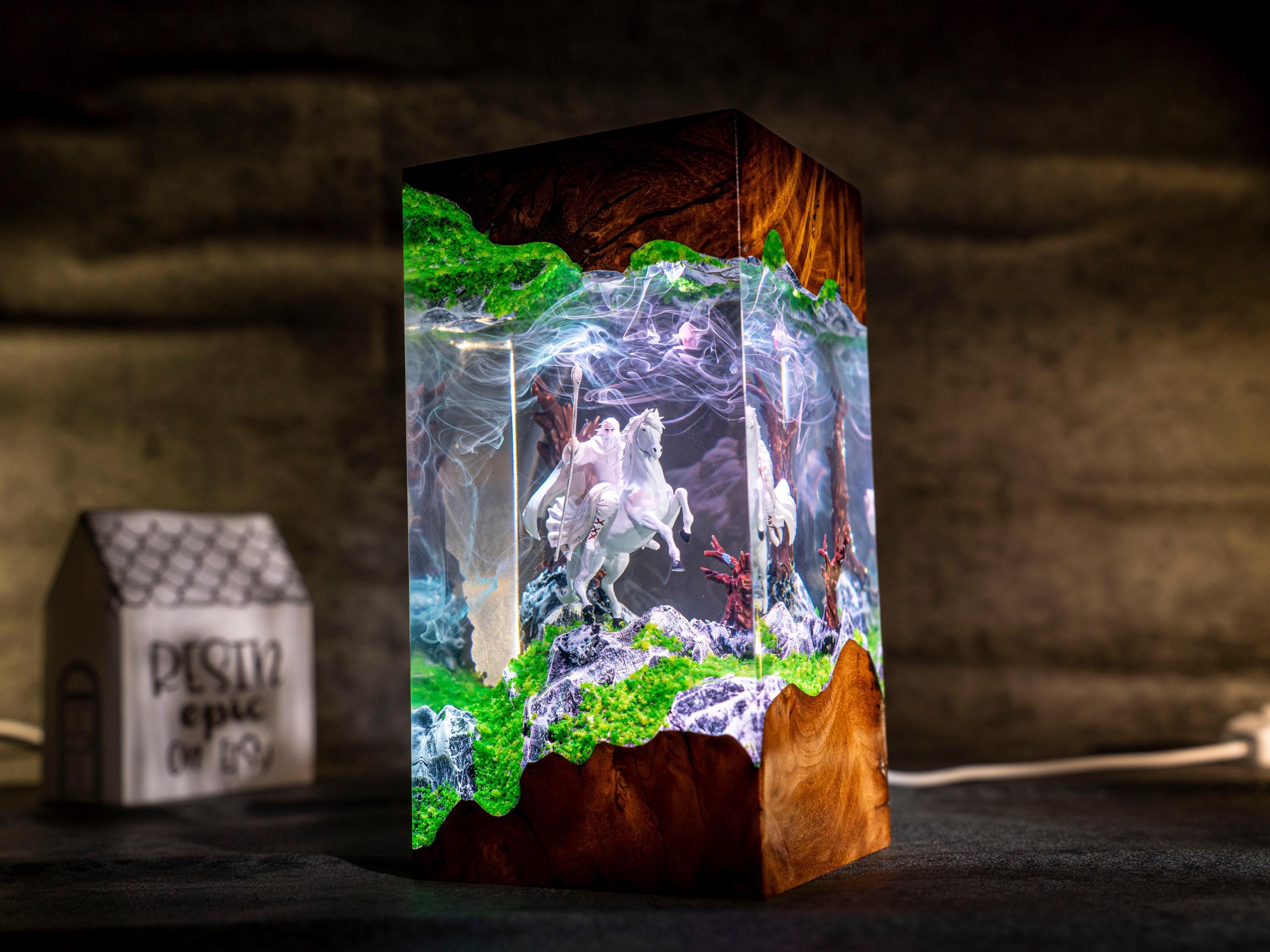 Handmade White Wizard Resin Lamp – lord of the rings resin lamp, gift for him