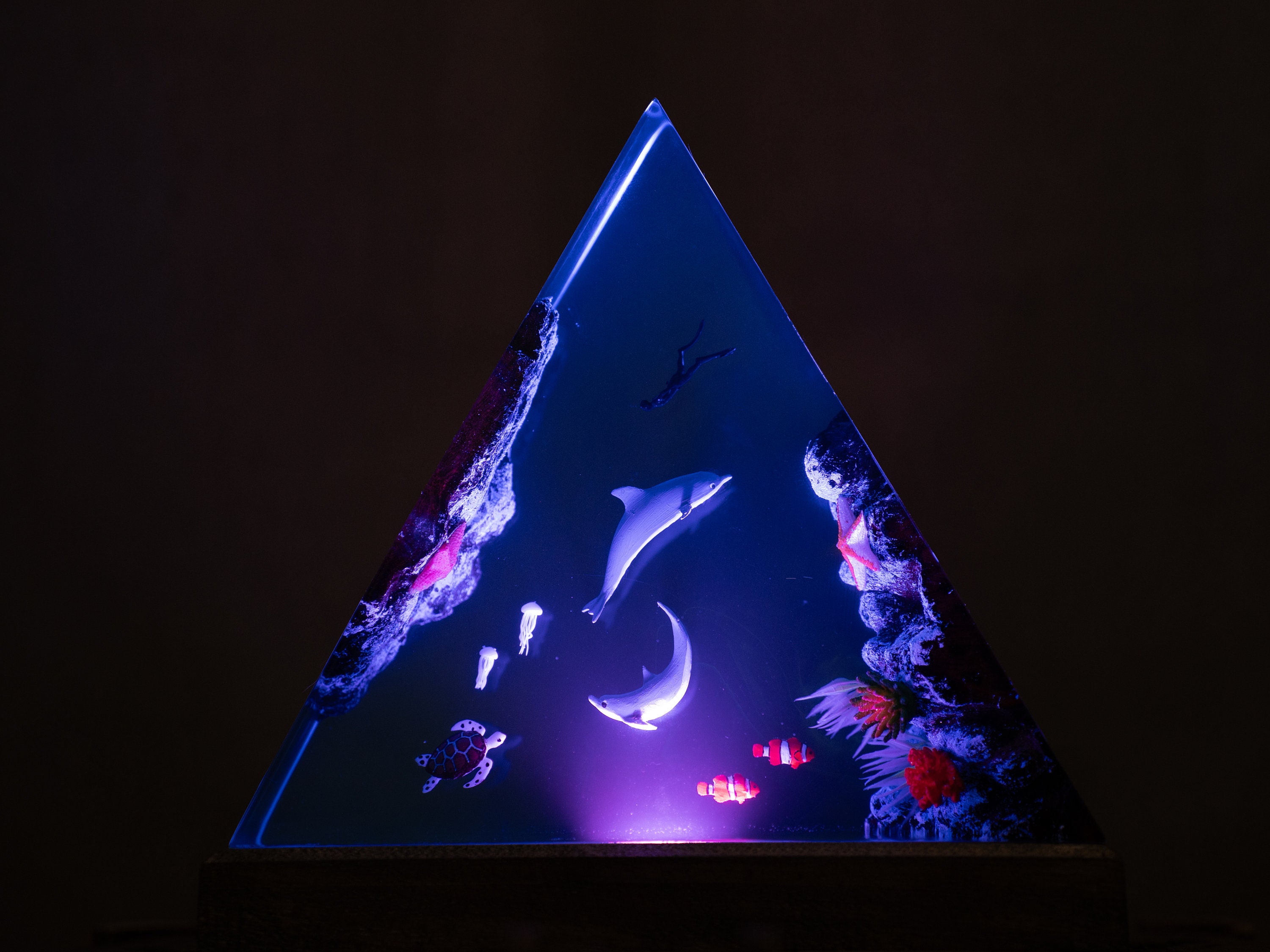 Dolphins Resin Night Light- Sea Creatures, Unique Gift for Ocean Lovers, Handmade Ocean Decor