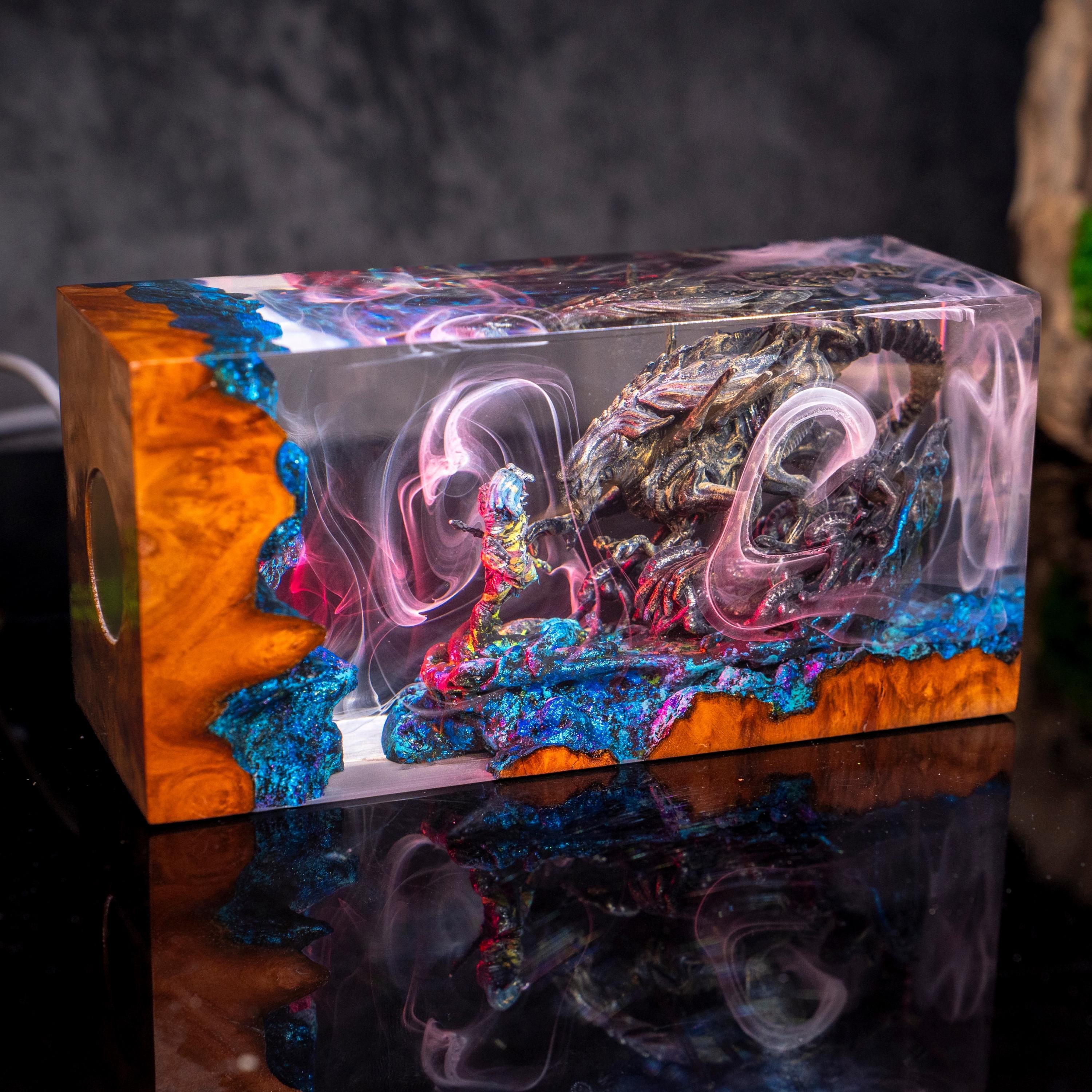 Resin Alien Creature Specimen Lamp – Deep‑Space Horror Egg Night Light, Horror Fan Art Decor, Xenomorph lamp, christmas gift for him