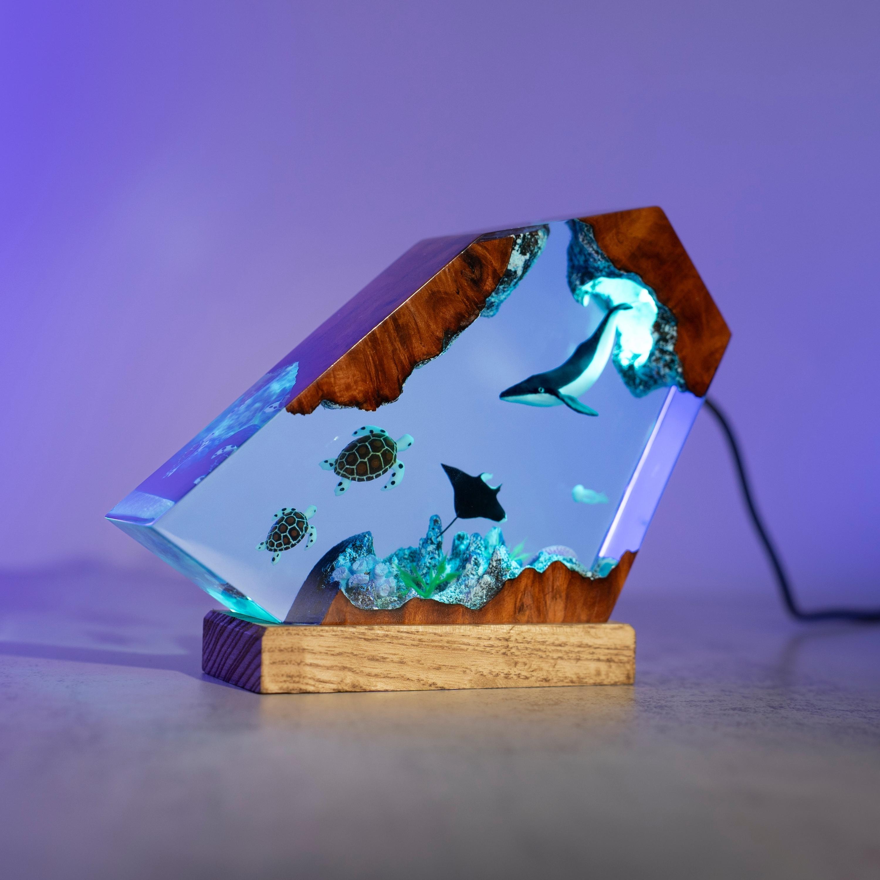 Humpback Whale Resin Ocean Lamp with Sea Turtles – Handmade Night Light with Coral Reef,  Manta Rays – Coastal Decor Gift for Ocean Lovers