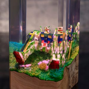 Rebirth Robot Resin Lamp – Handmade Mecha Diorama Light, Futuristic Anime Decor, Unique Gamer Gift for him