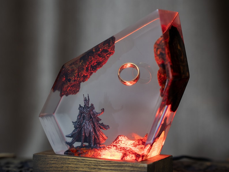 Lord of the Rings Resin Table Lamp - Sauron resin night light, Volcano Lava Decor for Living Space, Unique Gift for father, birthday gifts