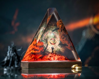 Diorama Ring of the dark lord resin lamp, Volcano Lava Decor, Birthday Gift for him, sauron resin lamp