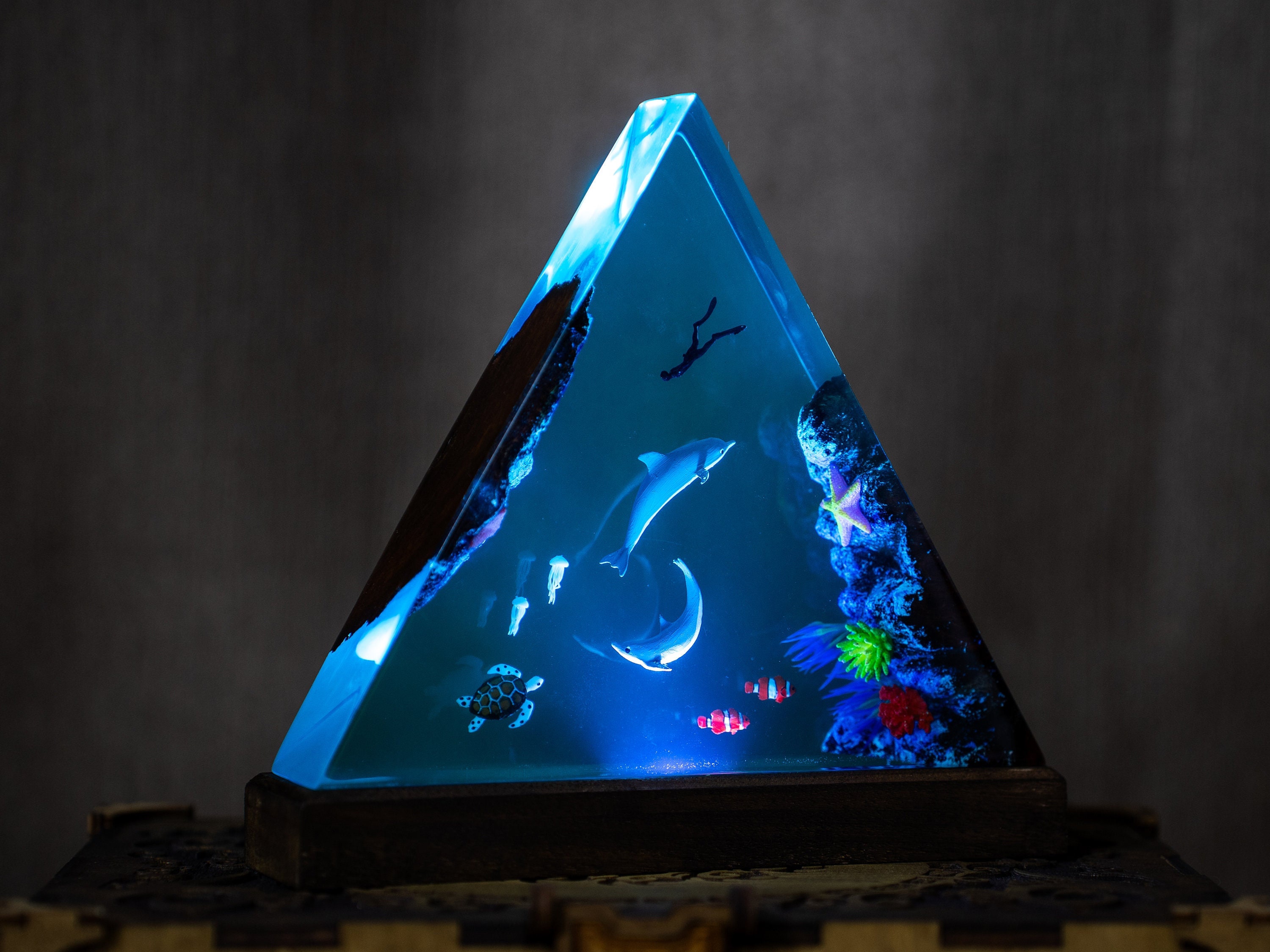 Dolphins Resin Night Light- Sea Creatures, Unique Gift for Ocean Lovers, Handmade Ocean Decor