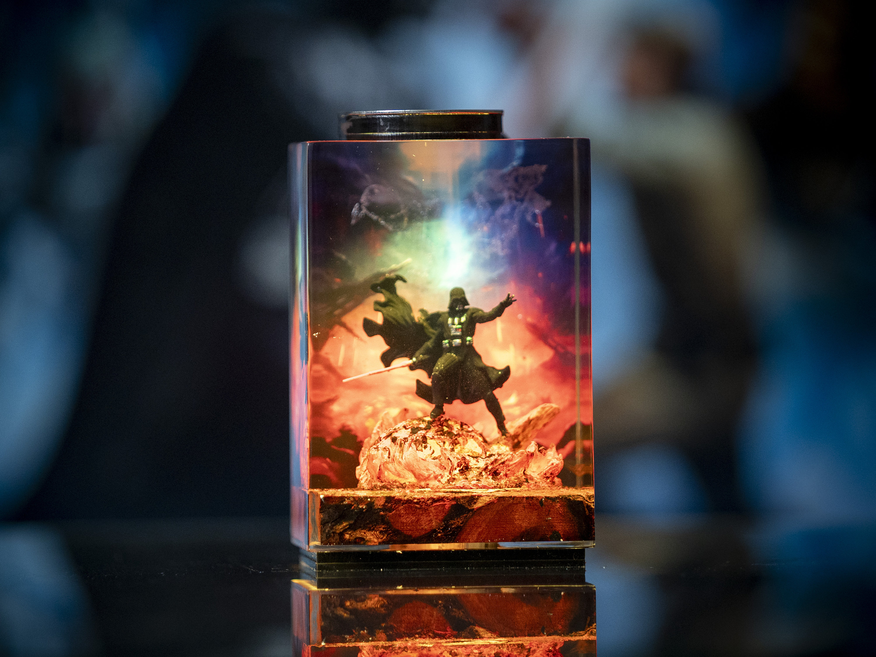 il_fullxfull.6028219676_otd2 Darth vader diorama resin lamp, star war wall art for him, Sword lightsaber for gaming decor room
