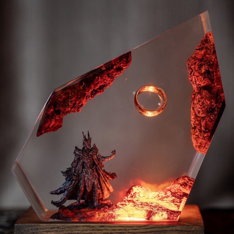 Lord of the Rings Resin Table Lamp - Sauron resin night light, Volcano Lava Decor for Living Space, Unique Gift for father, birthday gifts