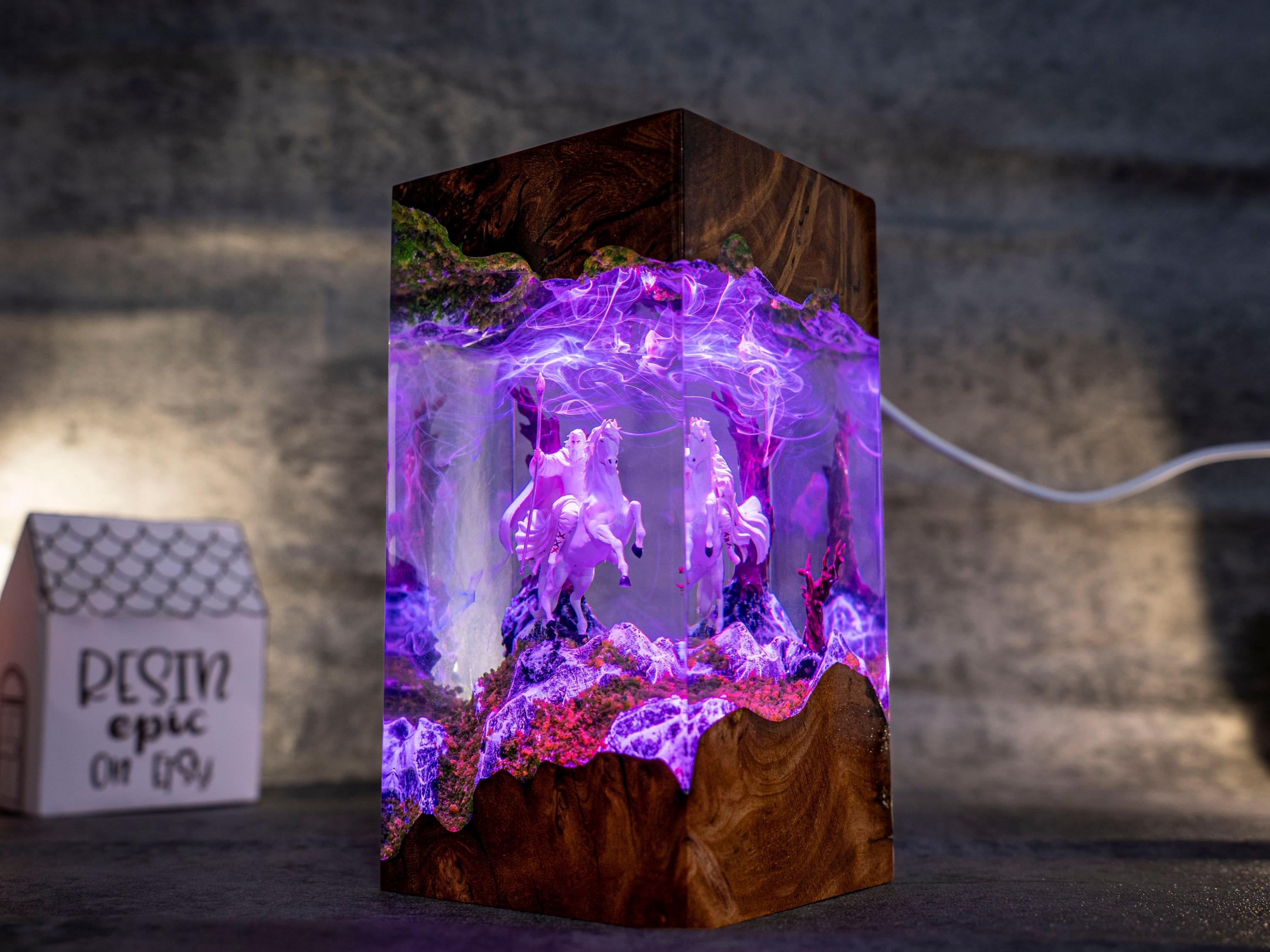 Handmade White Wizard Resin Lamp – lord of the rings resin lamp, gift for him