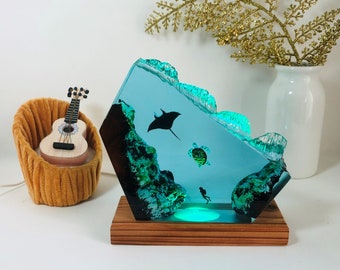 Manta and Turtle Lamp, Epoxy and Wooden Night Lights, Lighting Home Decor, Ocean Resin Lamp, Wooden Table, Valentine Gifts, Gifts for Her