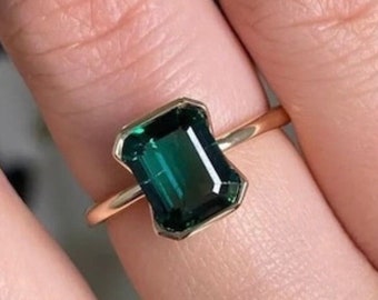 3.10TCW  Emerald Half Bezel Ring,Birthstone Ring, Green Emerald,Solitaire Ring,Emerald Cut Engagement Ring, Wedding Ring.