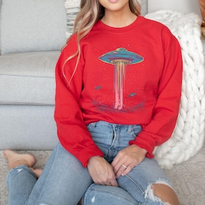 UFO| Vintage Retro Graphic Alien Sweatshirt| Supernatural Shirt| Alien Lover Gift| Alien Abduction| Paranormal Oversized Sweatshirt image 4