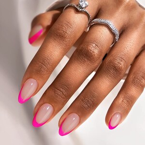 Pink french nails new arrivals