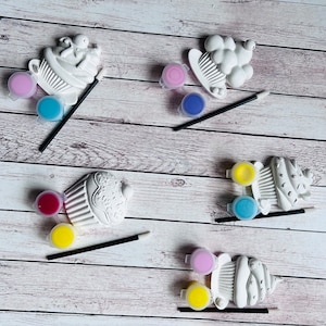 Paint your own plaster of Paris Cupcake inspired - Activity set - Childrens Gifts - Gift - Painting - Party favour - character gift