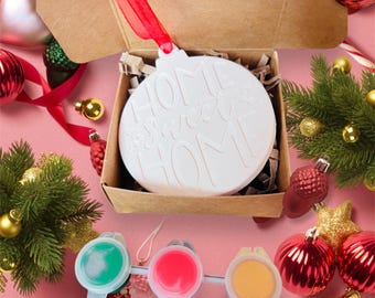 Christmas bauble inspired painting kit - Christmas Eve box - Christmas activities- Christmas craft ideas - Christmas gifts- Home sweet home