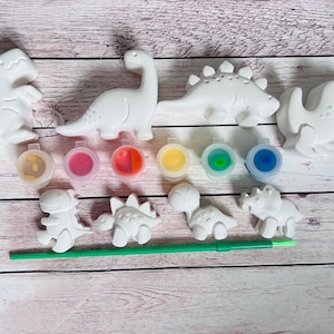 Caja artesanal de yeso de París inspirada en dinosaurios - Conjunto de actividades - Decoración de habitaciones - Regalos para niños - Regalos - Pintable - Pintura - Dinos