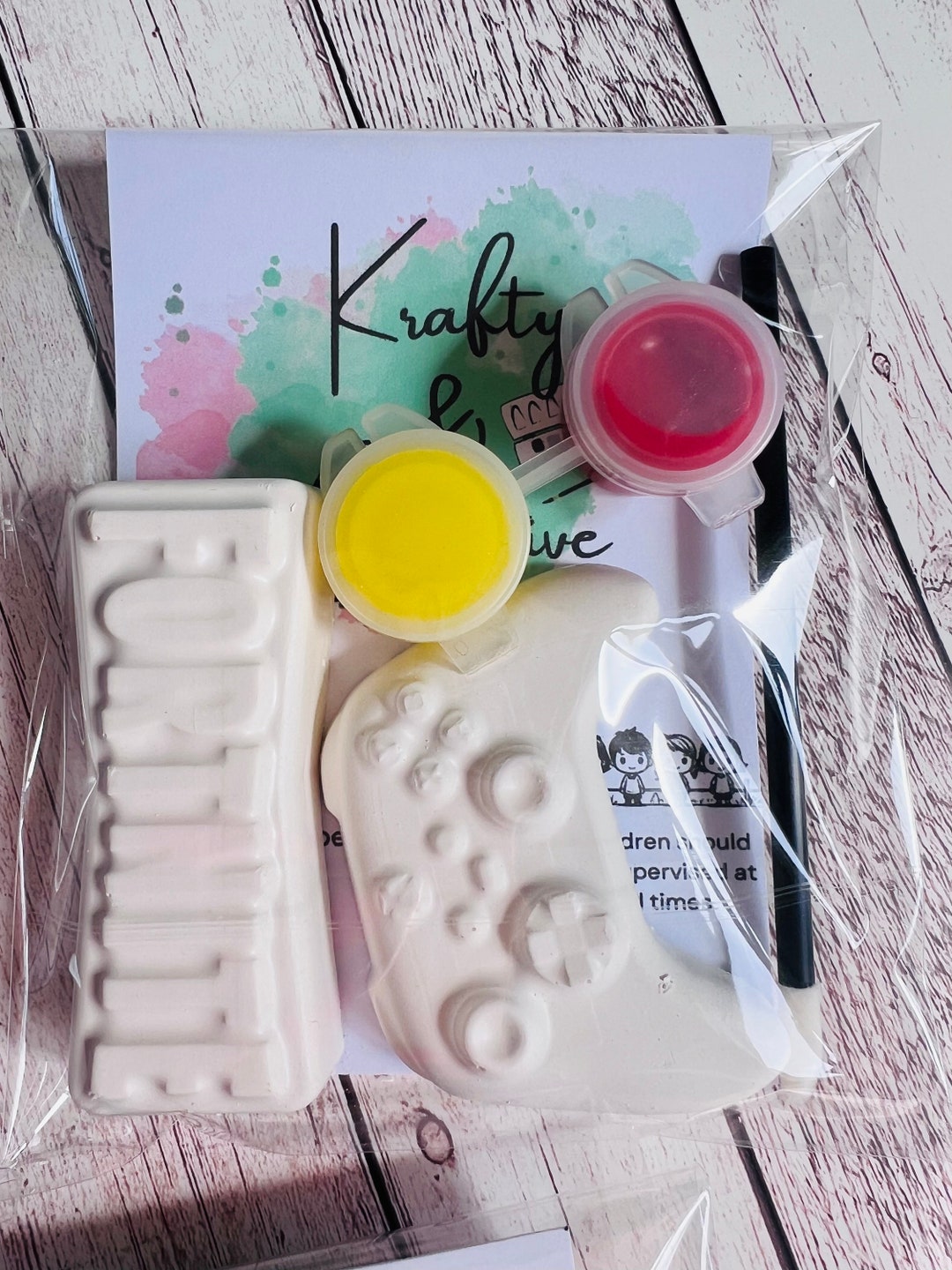 Paint Your Own Plaster of Paris Gaming Controller Set - Activity Set ...