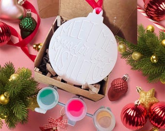 Christmas bauble inspired painting kit - Christmas Eve box - Christmas activities- Christmas craft ideas - Christmas gifts- Mistletoe